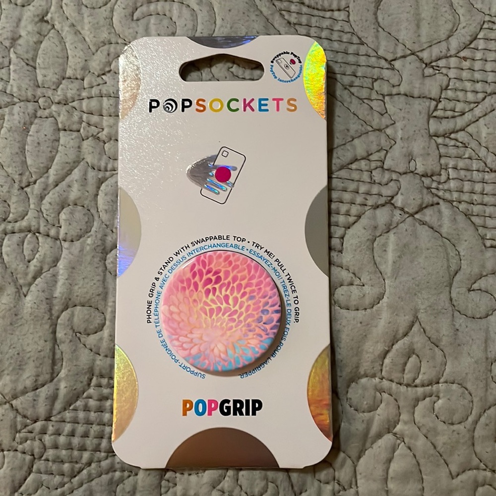 New in packaging Popsocts Popgrip.